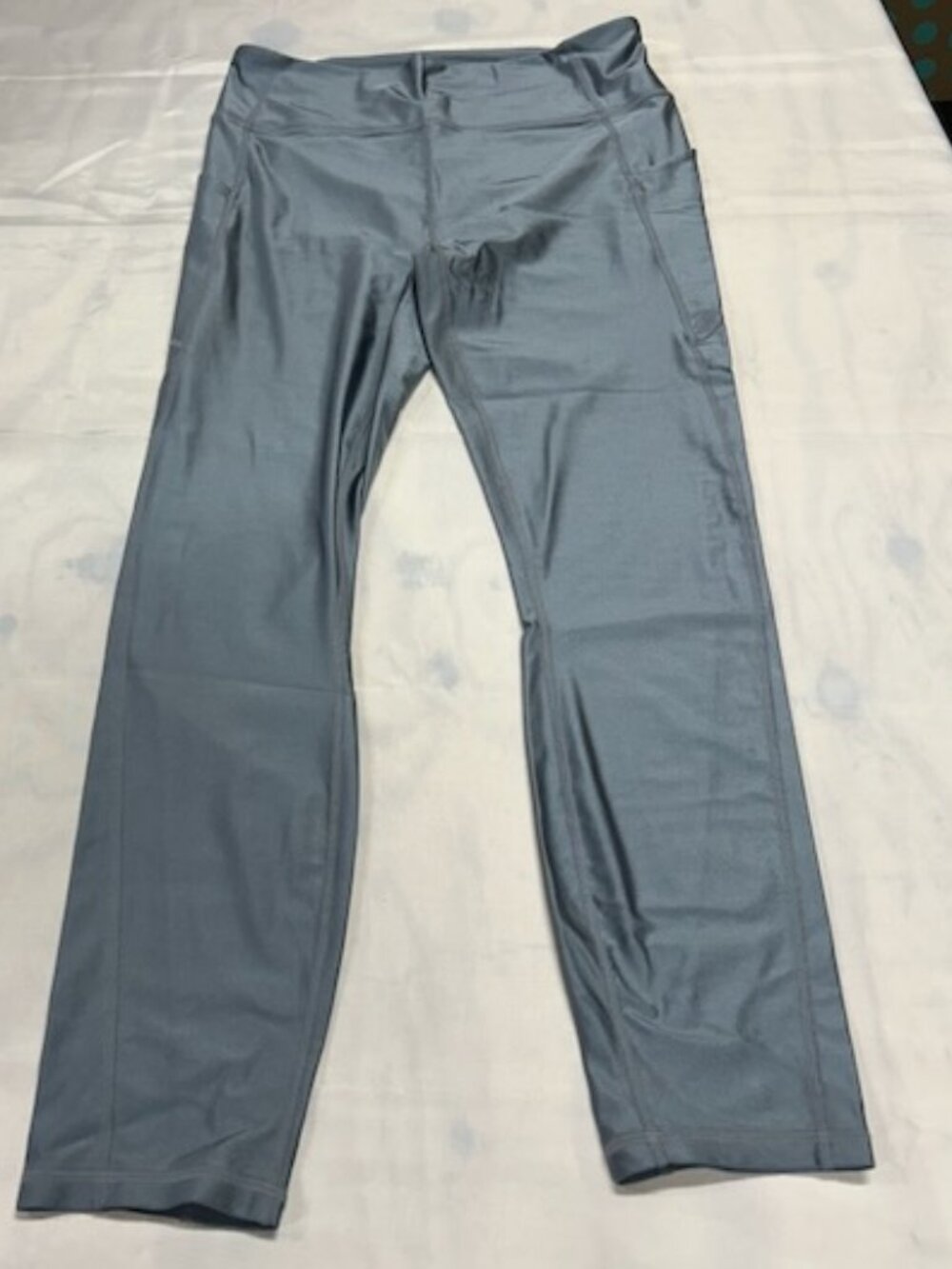Fabletics Grey Metallic Iridescent Leggings XL Pre Owned